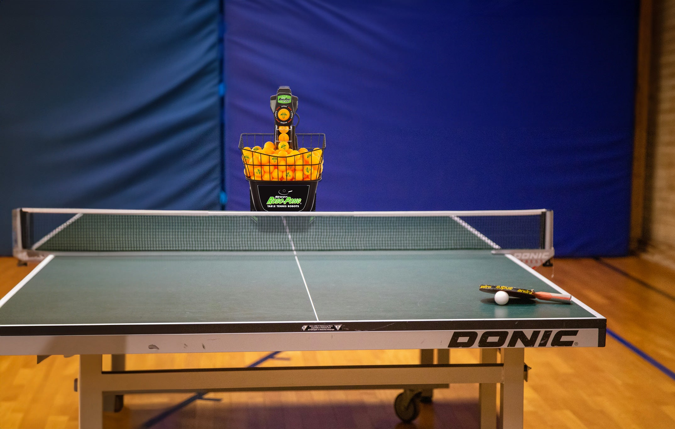 NEWGY ROBO-PONG 1040　卓球マシーン Newgy Robo-Pong 1040+ Table Tennis Robot